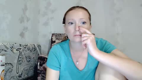 Snapshot of angellllsexy chatting on 09/14/25, 05:23 Galina online show from 09/14/25, 05:23