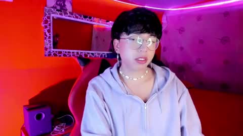 Snapshot of angellonfire chatting on 10/08/25, 05:05 Angel online show from 10/08/25, 05:05