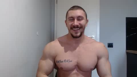 Snapshot of angelofit chatting on 12/16/24, 11:22 ------- SEX SHOW WITH GUYS AND GIRLS MUSCLE SHOW online show from 12/16/24, 11:22