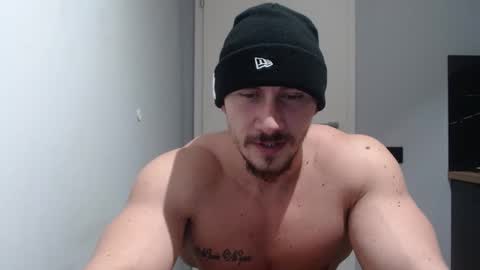 Snapshot of angelofit chatting on 01/15/25, 07:55 ------- SEX SHOW WITH GUYS AND GIRLS MUSCLE SHOW online show from 01/15/25, 07:55