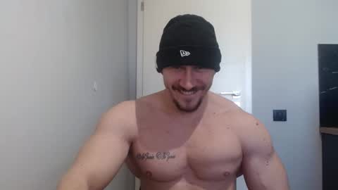 Snapshot of angelofit chatting on 03/06/25, 12:19 ------- SEX SHOW WITH GUYS AND GIRLS MUSCLE SHOW online show from 03/06/25, 12:19