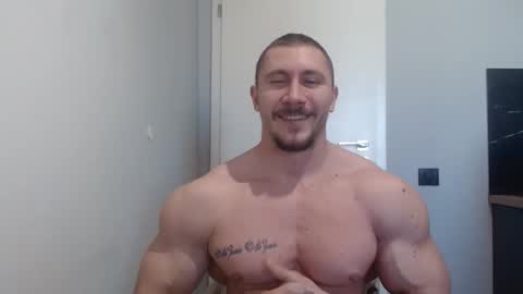 Snapshot of angelofit chatting on 03/08/25, 11:37 ------- SEX SHOW WITH GUYS AND GIRLS MUSCLE SHOW online show from 03/08/25, 11:37