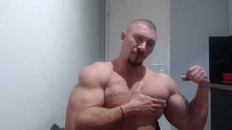 Snapshot of angelofit chatting on 10/07/25, 10:12 ------- SEX SHOW WITH GUYS AND GIRLS MUSCLE SHOW online show from 10/07/25, 10:12