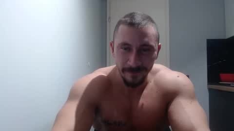 Snapshot of angelofit chatting on 10/20/25, 03:45 ------- SEX SHOW WITH GUYS AND GIRLS MUSCLE SHOW online show from 10/20/25, 03:45