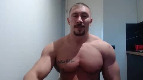 Snapshot of angelofit chatting on 10/25/25, 01:40 ------- SEX SHOW WITH GUYS AND GIRLS MUSCLE SHOW online show from 10/25/25, 01:40