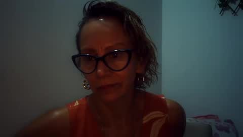 Snapshot of angelycute476334 chatting on 01/30/25, 12:18 angelycute476334 online show from 01/30/25, 12:18
