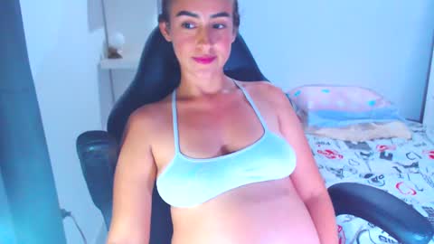 Snapshot of angie_dreamgirl chatting on 01/30/25, 09:25 IG angie dreamgirl01 online show from 01/30/25, 09:25