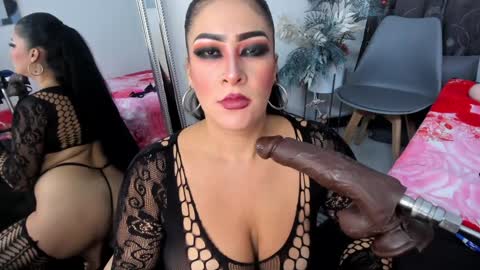 A N G I E.  online show from 12/13/24, 10:23