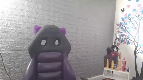 angierot2025 online show from 10/12/25, 02:32