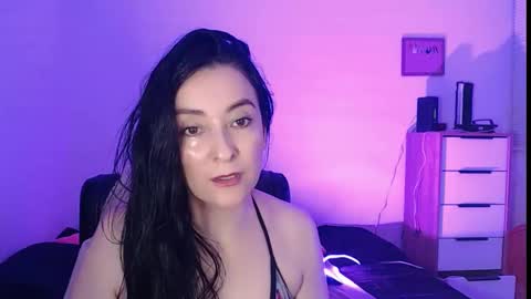 Snapshot of angiesquirt chatting on 02/11/25, 12:49 VALENTINA online show from 02/11/25, 12:49