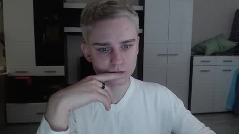 vodka online show from 02/21/25, 04:40