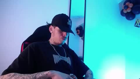 anhonymus online show from 10/15/25, 04:12