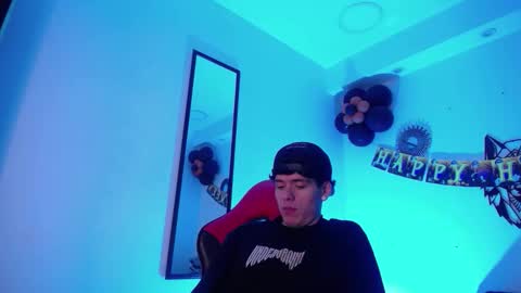 anhonymus online show from 10/20/25, 04:02