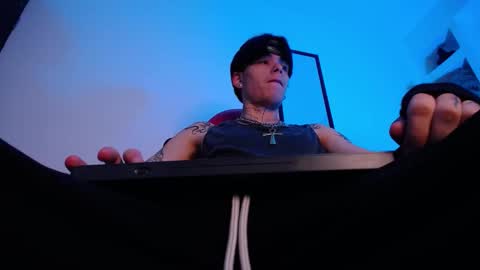 anhonymus online show from 11/19/25, 02:39