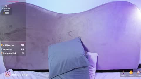 Snapshot of ania_mml chatting on 12/20/24, 11:16 Ania online show from 12/20/24, 11:16