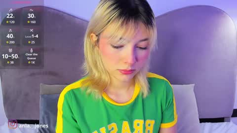 Snapshot of ania_mml chatting on 12/26/24, 08:11 Ania online show from 12/26/24, 08:11