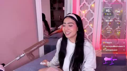 Snapshot of aniie_west chatting on 02/19/25, 03:05 aniie_west online show from 02/19/25, 03:05