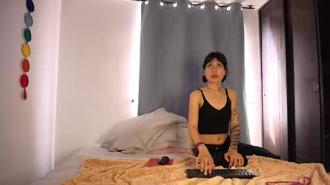 Snapshot of anika_lowen chatting on 10/28/25, 07:49 Anika And Lowen Your Thumbs Up Are Super Important For Us online show from 10/28/25, 07:49