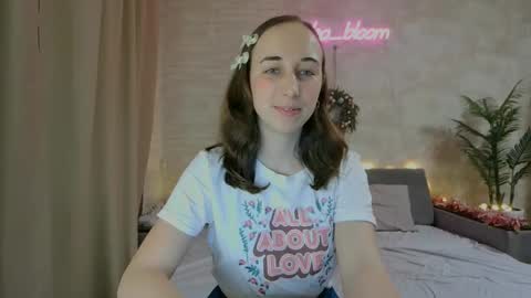 Snapshot of anikabloom chatting on 01/05/25, 11:33 anikabloom online show from 01/05/25, 11:33