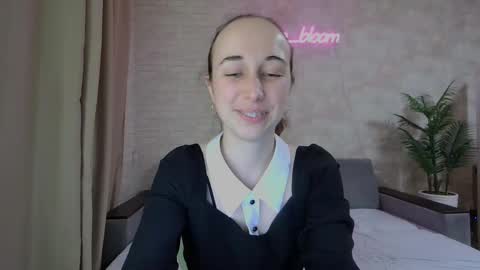 Snapshot of anikabloom chatting on 01/24/25, 06:46 anikabloom online show from 01/24/25, 06:46