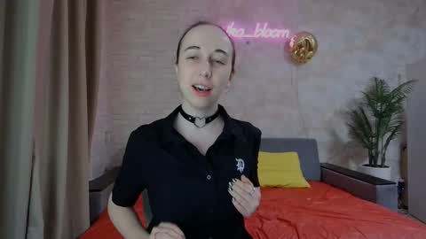 Snapshot of anikabloom chatting on 02/23/25, 11:04 anikabloom online show from 02/23/25, 11:04