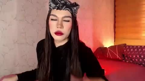 Snapshot of anikkafox chatting on 09/23/25, 02:58 Nikka online show from 09/23/25, 02:58