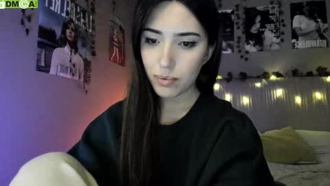 Snapshot of anisa_sweet chatting on 10/07/25, 06:43 Anisa Moan from LovenseWet from Tip MenuOpen for Private online show from 10/07/25, 06:43