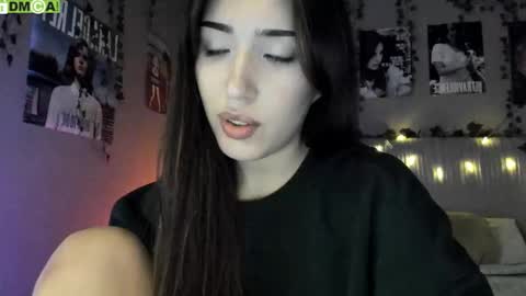 Snapshot of anisa_sweet chatting on 10/15/25, 04:01 Anisa Moan from LovenseWet from Tip MenuOpen for Private online show from 10/15/25, 04:01