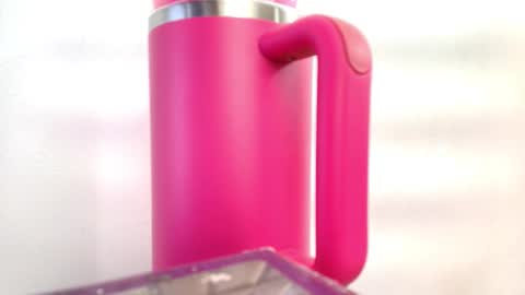 ana independent model online show from 09/22/25, 10:06