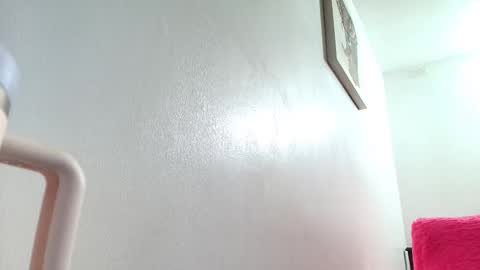 ana independent model online show from 11/04/25, 08:02