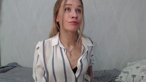 Snapshot of anita_delicious chatting on 02/04/25, 03:26 anita_delicious online show from 02/04/25, 03:26