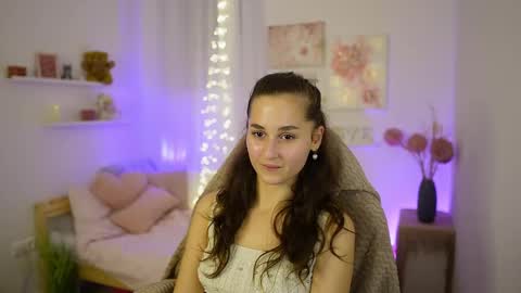 Anita Grey online show from 10/14/25, 06:52