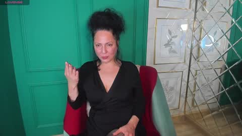 Anita online show from 12/01/24, 07:36