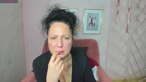 Anita online show from 12/08/24, 01:47