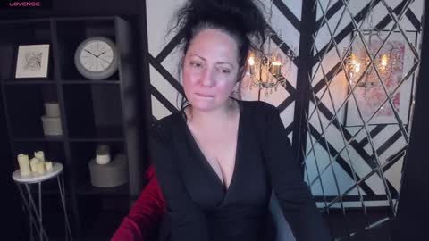 Anita online show from 12/13/24, 09:09