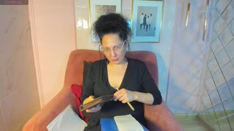 Anita online show from 12/19/24, 05:40