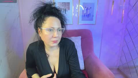 Anita online show from 12/20/24, 04:20