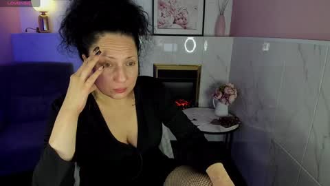 Anita online show from 12/28/24, 12:04