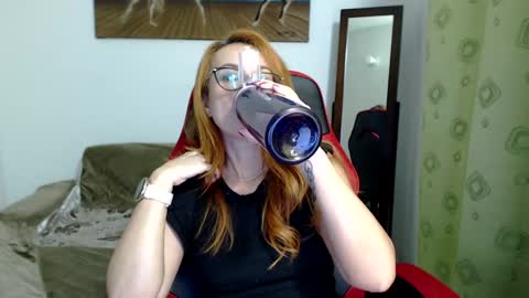 Snapshot of anitazarova chatting on 01/03/25, 08:54 Anita Zarova online show from 01/03/25, 08:54