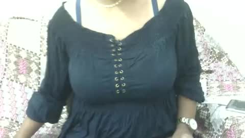 anjali_dogra786 online show from 11/08/25, 06:24