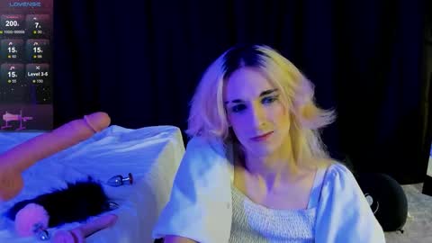 Angel online show from 11/05/25, 07:03