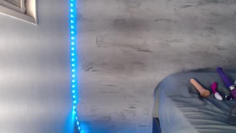 Snapshot of anjinhama chatting on 01/04/25, 07:02 Hello My name is NaiaraPv is OPEN online show from 01/04/25, 07:02