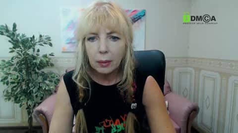 Snapshot of anna_ditrih chatting on 12/05/24, 12:44 Anna Ditrih online show from 12/05/24, 12:44