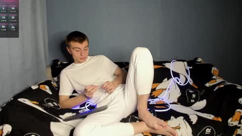 Snapshot of anna_jason chatting on 12/13/24, 06:49 Fansly Jason sweet ass online show from 12/13/24, 06:49