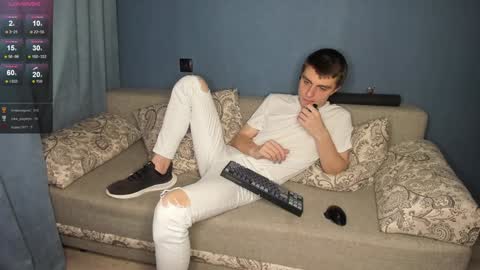 Snapshot of anna_jason chatting on 01/22/25, 11:01 Fansly Jason sweet ass online show from 01/22/25, 11:01