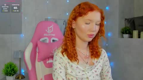 Snapshot of anna_patterson chatting on 10/01/25, 11:22 Anna online show from 10/01/25, 11:22
