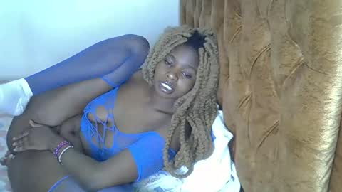 annabellapretty online show from 10/15/25, 01:17