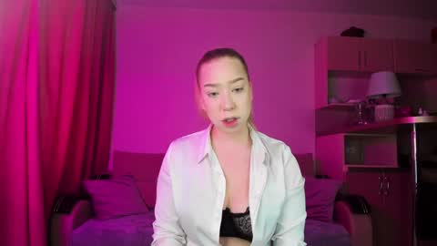 Snapshot of annabelle_art chatting on 02/06/25, 05:46 Annabelle online show from 02/06/25, 05:46