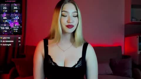 Snapshot of annabelle_art chatting on 03/10/25, 04:57 Annabelle online show from 03/10/25, 04:57
