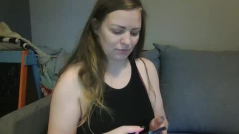 annadiamond1 online show from 12/02/24, 09:24